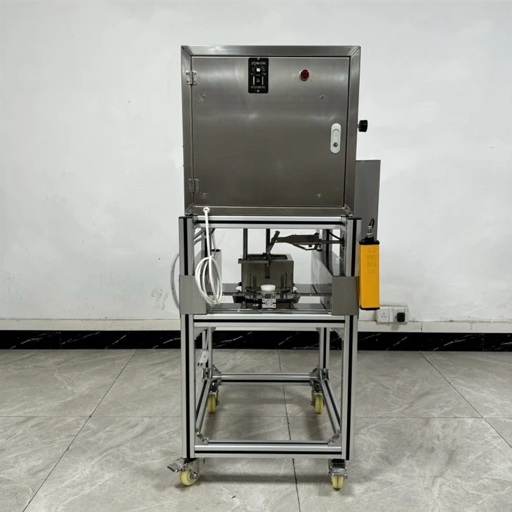 apple peeler 2