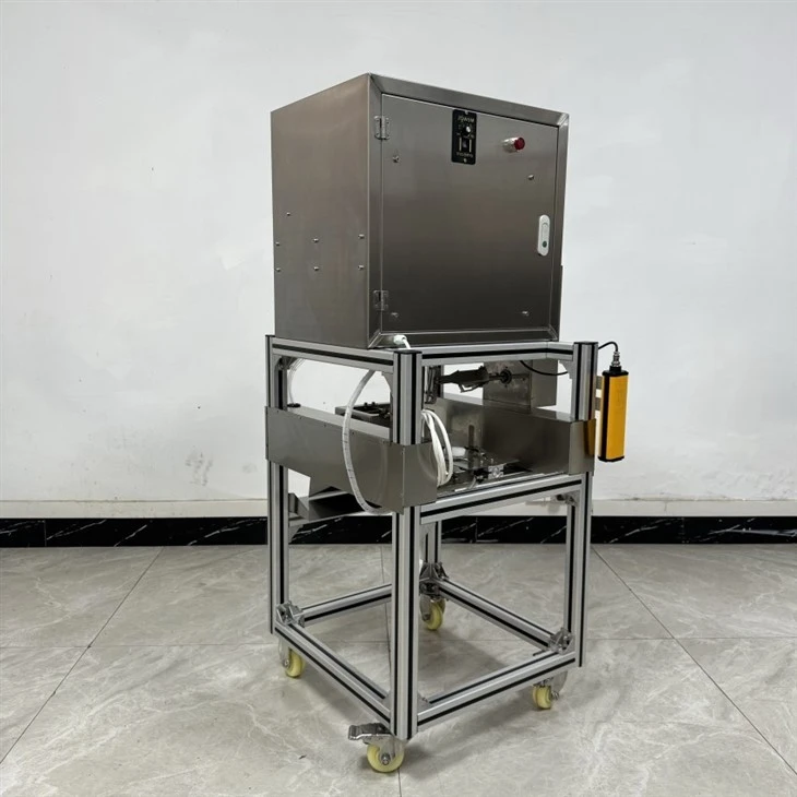 apple peeler 3